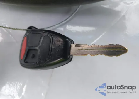 2005 Jeep Grand Cherokee Limited from USA, damaged, VIN 1J4HR58295C637738